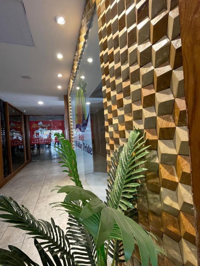 Hotel Holiday Pride Aurangabad  Eksteriør billede